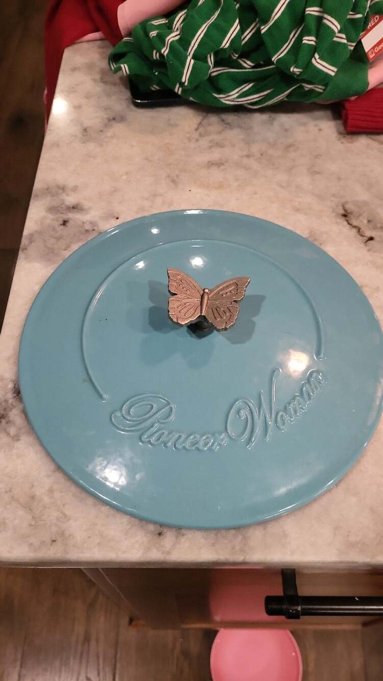 The Pioneer Woman Timeless Beauty Turquoise Cast Iron Dutch Oven Lid with Butter